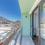 Luxury Penthouse In Woodstock
