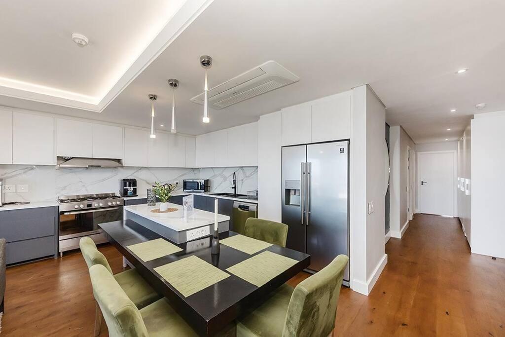 Apartment Luxury Penthouse In Woodstock Cape Town