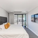 Luxury Penthouse In Woodstock